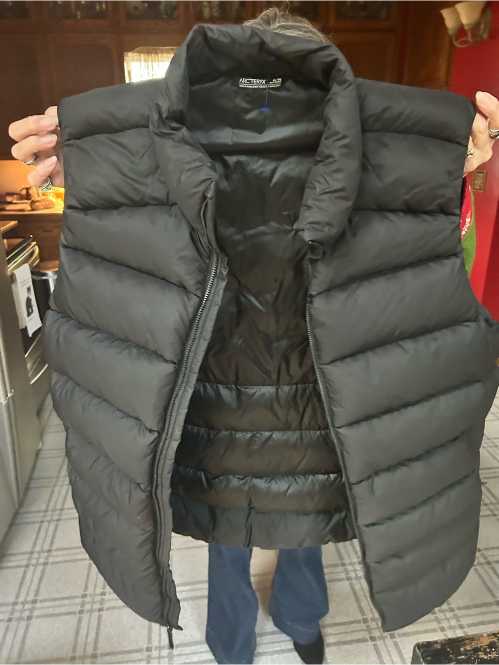 Arc'teryx Men’s XL Piedmont Black puffer Down Vest